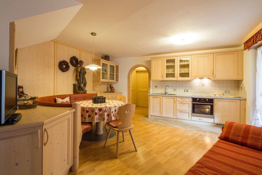Alpin Apartments コルフォスコ 部屋 写真